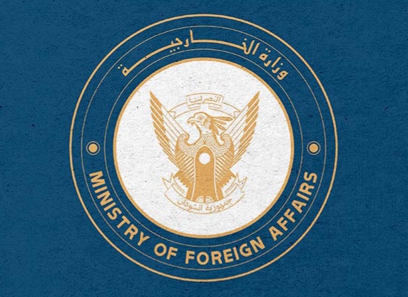 Le ministère soudanais des Affaires étrangères rejette une déclaration américaine assimilant l’armée soudanaise à la milice rebelle Rapid Support